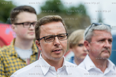 Gdansk. Szafarnia. Lato z SLD. Przedstawiciele Sojuszu...