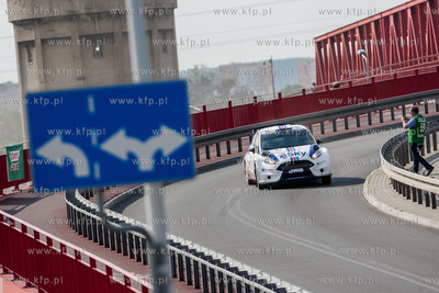 Gdansk. 12 Rajd Gdansk Castrol Inter Cars 2016, bedacy...