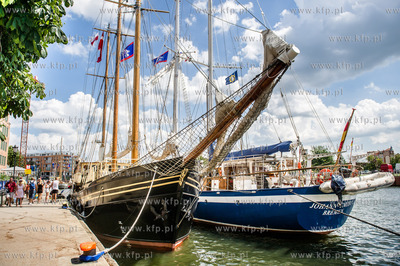 Gdańsk. Rybackie Pobrzeze. Zlot zaglowcow Baltic Sail...