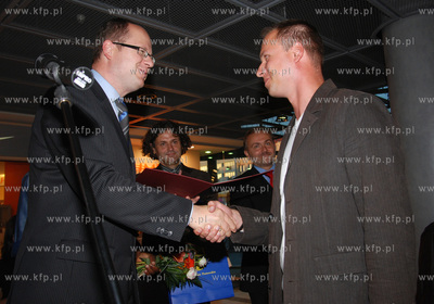 CH Manhattan. Wreczenie nagrod i otwarcie wystawy pokonkursowej...