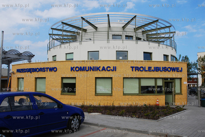 Gdynia. Nowa siedziba Przedsiebirtwa Komunikacji Trolejbusowej...