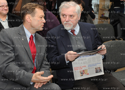 Sopot. Konferencja prasowa ruchu Kocham Sopot, na ktorej...