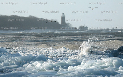 Oblodzona plaza w Kolobrzegu 
01.01.2011
fot Przemyslaw...