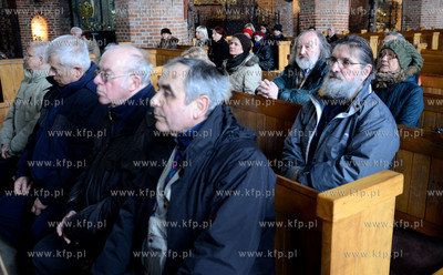 Msza w intencji zmarlego Janusza Rydzewskiego w kosciele...