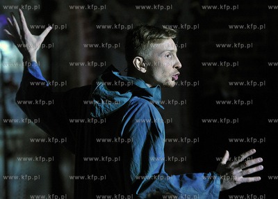 Centrum Swietego Jana Gdansk. Metropolia jest OK. Teatr...