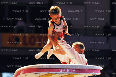 Gdansk, hala widowiskowa AWFiS. Wielka gala konczaca...