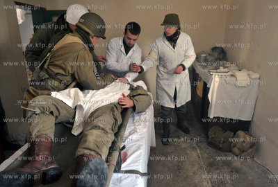 Rekonstrukcja bitwy w Ardenach przygotowana przez Muzeum...