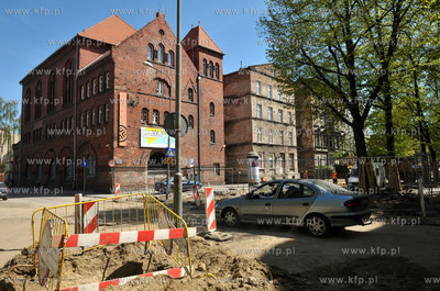 Gdansk. Dolne Miasto. Remont i przbudowa ul. Sluza,...