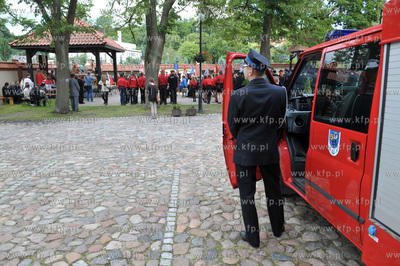 Otwarcie nowej remizy, strażnicy Ochotniczej Straży...
