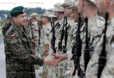 Gdansk. Lotnisko im. Lecha Walesy.
Uroczystosc pozegnania...