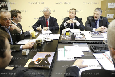 Gdansk. Podpisanie umowy pomiedzy GdanskimTeatrem Szekspirowskim...