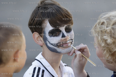 Boisko Zespolu Szkol Ogolnoksztalcacych nr 8 przy ul....