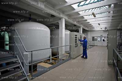 Gdansk. Ujecie wody Czarny Dwor. Konferencja prasowa...