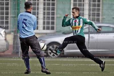 Gdansk. Boisko przy ul. Traugutta.  Noworoczny mecz...