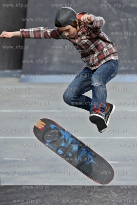 Sopot / Gdansk. Nowo otwarty skatepark przy hali Ergo...