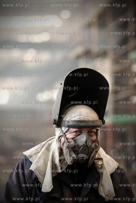 Stocznia Remontowa Nauta S.A. buduje statki w hali...