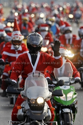 Gdansk. Ul.Marynarki Polskiej. XII edycja parady Mikolaje...