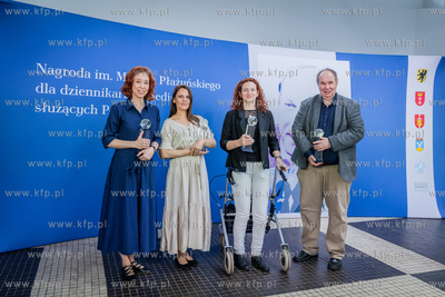 Muzeum Emigracji w Gdyni. Nagrody im. Macieja Płażyńskiego...