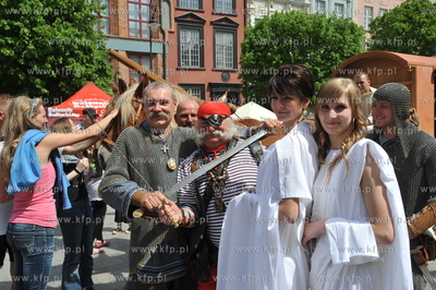 III Swiatowy Zjazd Gdanszczan. Parada Bursztynu
23.05.2010
fot....