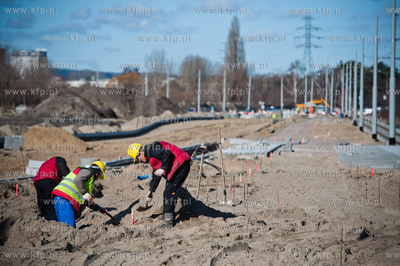 Gdansk. Budowa ulic i torowisk na ul Hallera i Uczniowskiej,...