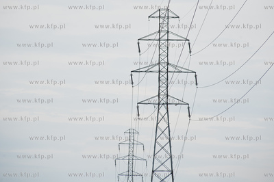 Gdansk. Chelm. Siec wyokiego napiecia. 13.06.2013 fot....