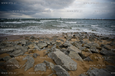 Ggansk. Gorki Zachodnie. Wysoka fala i calkowicie zalana...
