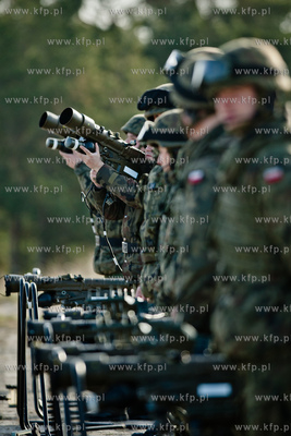 Centralny Poligon Sil Powietrznych w Ustce. Strzelanie...