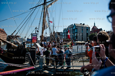Gdansk. Rybackie Pobrzeze. Baltic Sail. Inscenizacja...