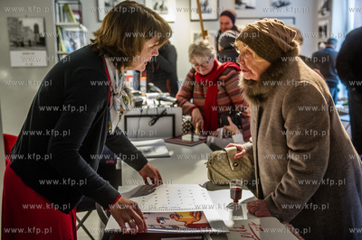 Gdańsk. Galeria Sztuk Różnych. U nas Nowy Rok zaczyna...