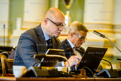 Gdansk. Nowy Ratusz. XXXIV Sesja Rady Miasta Gdanska....