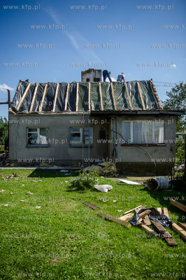 Rytel k. Chojnic. Skutki nawałnicy, która z piątku...