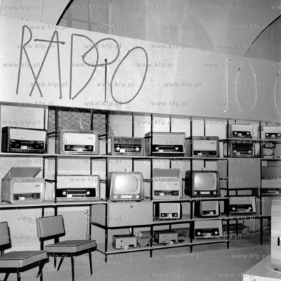 Sklep RTV w Zbrojowni w Gdańsku.  (Lata 60).
1960
0005929z
Fot....