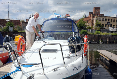 Prezydent Wejherowa Krzysztof Hildebrandt przyplynal...