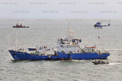 Wody Zatoki Gdanskiej. Antyterrorystyczne manewry pod...