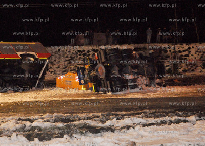 Gdynia. Wypadek na ulicy Wielkopolskiej. Piaskarka...