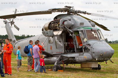 Festyn lotniczy z okazji 100-lecia lotnictwa w Elblagu....