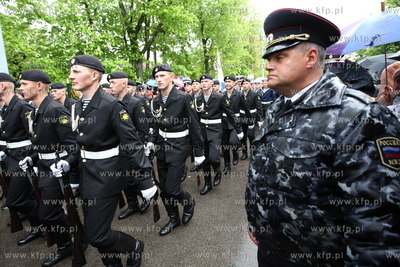 Kaliningrad , Rosja 09.05.2014 Parada na Placu Zwyciestwa...