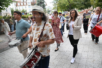 Marsz dla Zdrowia Psychicznego #poGodność i okazania...