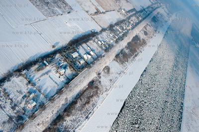 Kra na Wisle w okolicy ujscia. Odcinek miedzy mostem...