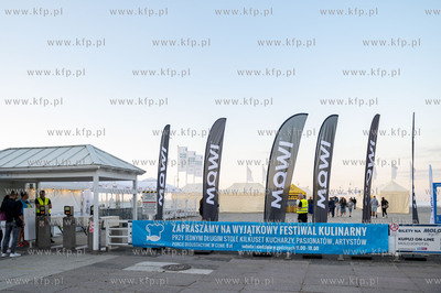 Sopot. Pierwszy weekend wakacji. Na molo Festiwal kulinarny.26.06.2021...