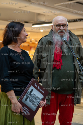 Gdańsk, Centrum Handlowe Manhattan. Spotkanie promocyjne...
