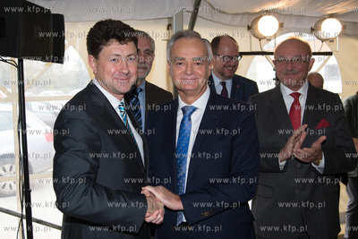 Otwarcie fabryki EKOINBUD w Gdansku. Nz Zbigniew Canowiecki...