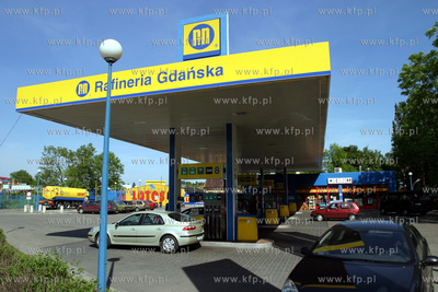 Rafineria Gdanska od 2.06.2003 zmienia nazwe na GRUPA...