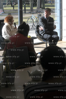 Zatoka Kobiet czyli Dzien Kobiet w Zatoce Sztuki w...