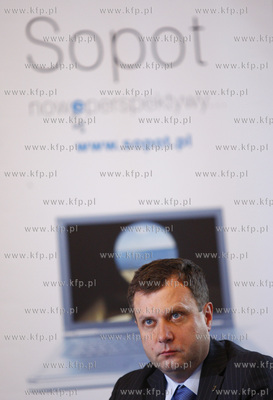 Sopot. Sesja Rady Miasta. Nz Prezydent Sopotu Jacek...