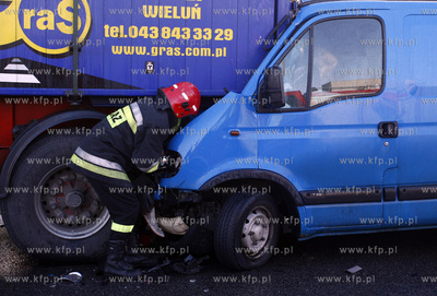 Gdansk. Trasa WZ. Poranne opady sniegu byly powodem...