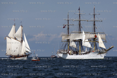 Zatoka Gdanska. Tall Ship Races. Wielka parada. Nz...
