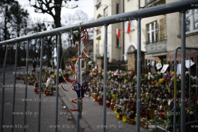 Sopot. 8:56 w całej Polsce zabily dzwony i rozlegly...