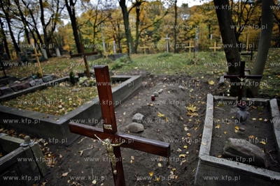 Gdynia Kolibki. Cmentarz.
24.10.2012
fot. Krzysztof...
