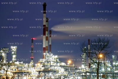 Rafineria GRUPY LOTOS w Gdansku.
29.12.2012
fot....